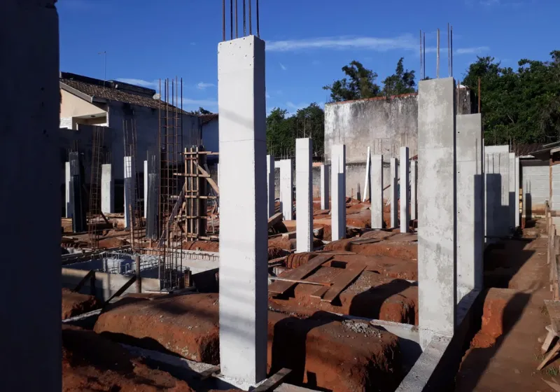 Pilares: etapa de obra da InstalMax